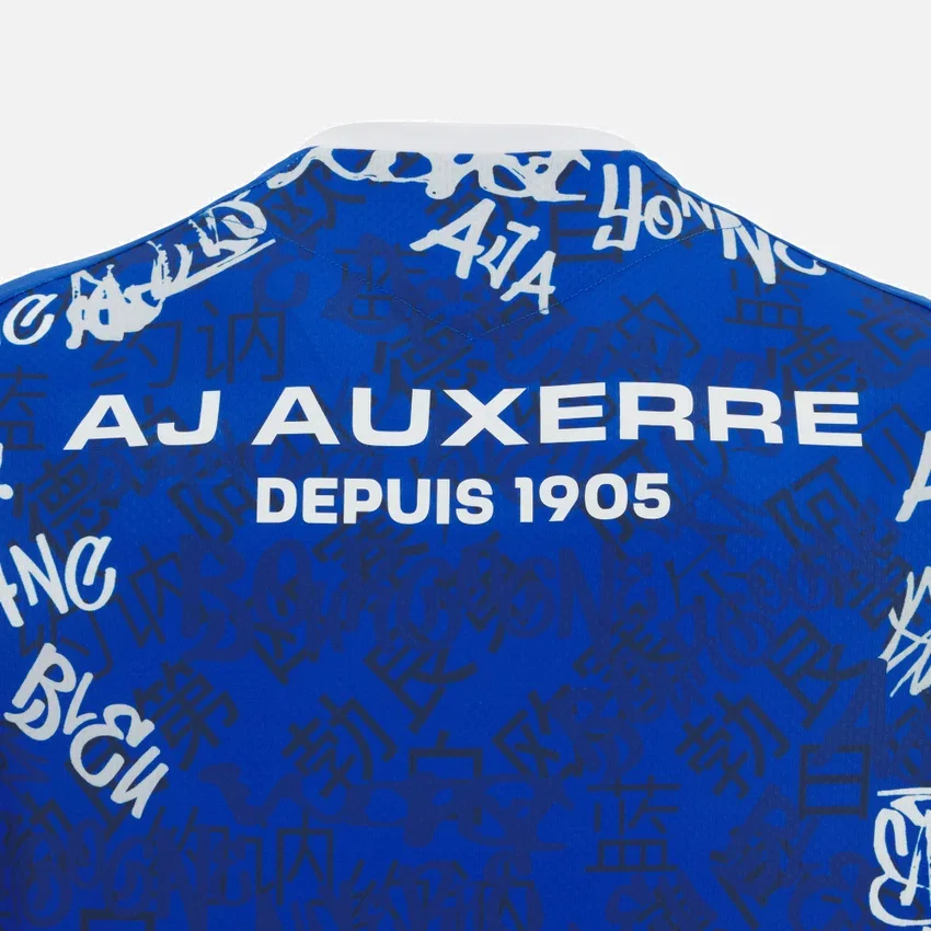 Auxerre 2025/26 Warm-upoverhemd voor volwassenen Auxerre 2025/26 Warm-upoverhemd voor volwassenen
