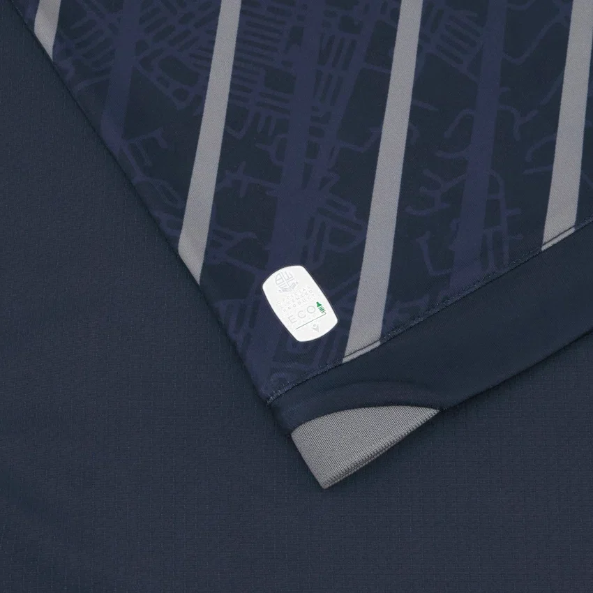 Bolton Wanderers FC 2025/26 Thuissportshirt voor volwassenen Bolton Wanderers FC 2025/26 Thuissportshirt voor volwassenen