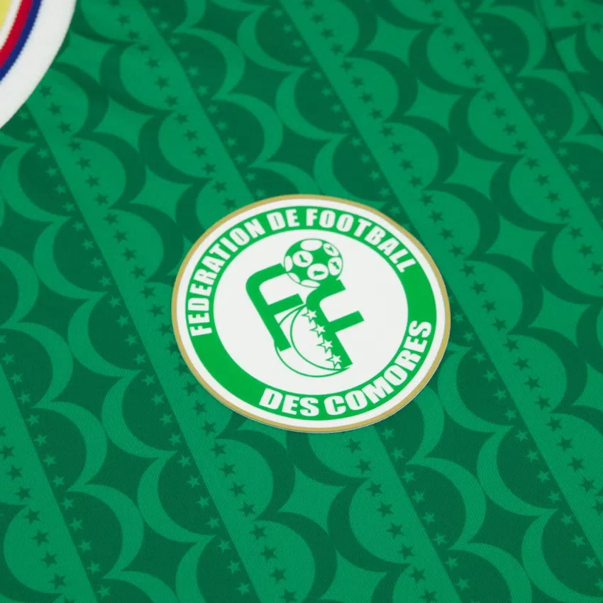Federazione Calcistica Isole Comore 2025/26 Thuissportshirt voor volwassenen Federazione Calcistica Isole Comore 2025/26 Thuissportshirt voor volwassenen