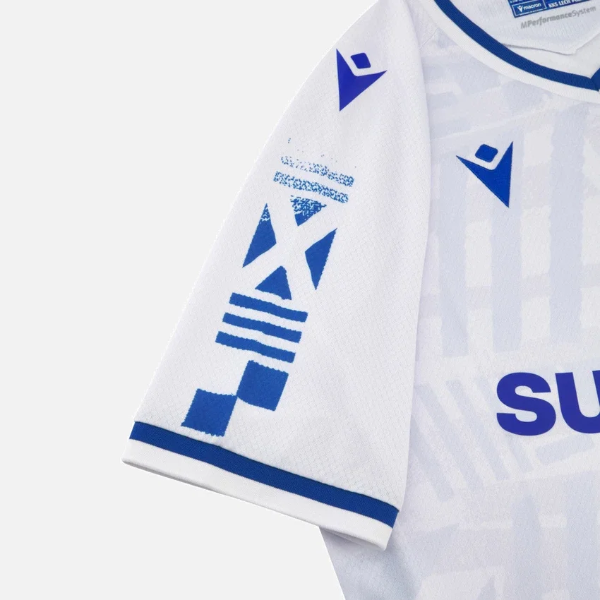 Lech Poznan 2025/26 Uitwedstrijdsportshirt voor volwassenen Lech Poznan 2025/26 Uitwedstrijdsportshirt voor volwassenen