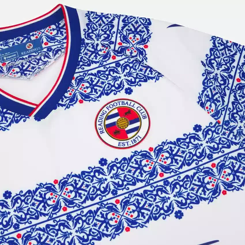 Reading FC 2025/26 Thuiswedstrijdoverhemd voor volwassenen Reading FC 2025/26 Thuiswedstrijdoverhemd voor volwassenen