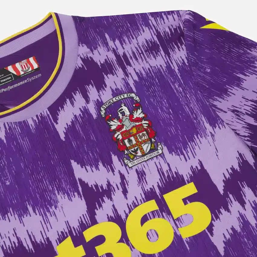 Stoke City FC 2025/26 Uitwedstrijdsportshirt voor volwassenen Stoke City FC 2025/26 Uitwedstrijdsportshirt voor volwassenen