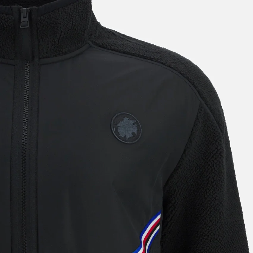 U.C. Sampdoria 2025/26 Athleisure Teddy-reisjas voor volwassenen U.C. Sampdoria 2025/26 Athleisure Teddy-reisjas voor volwassenen