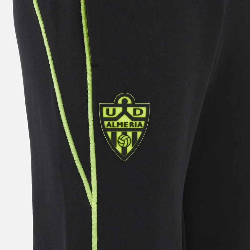 UD Almeria 2025/26 Reisbroek voor volwassenen Athleisure UD Almeria 2025/26 Reisbroek voor volwassenen Athleisure