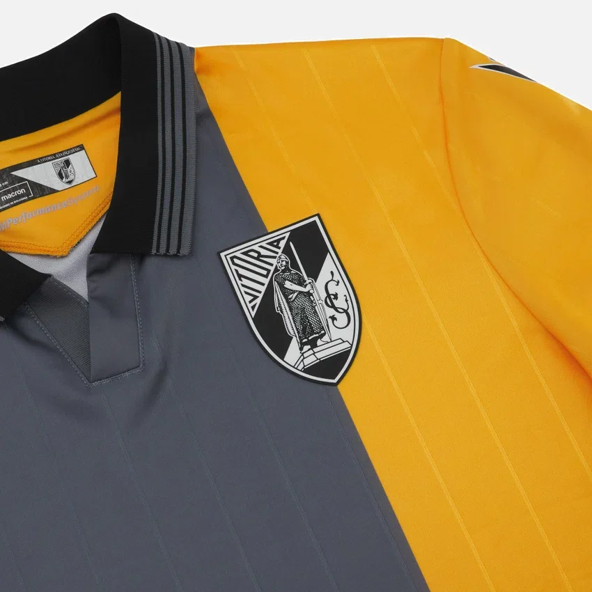 Vitória SC 2025/26 Derde sportshirt voor volwassenen Vitória SC 2025/26 Derde sportshirt voor volwassenen