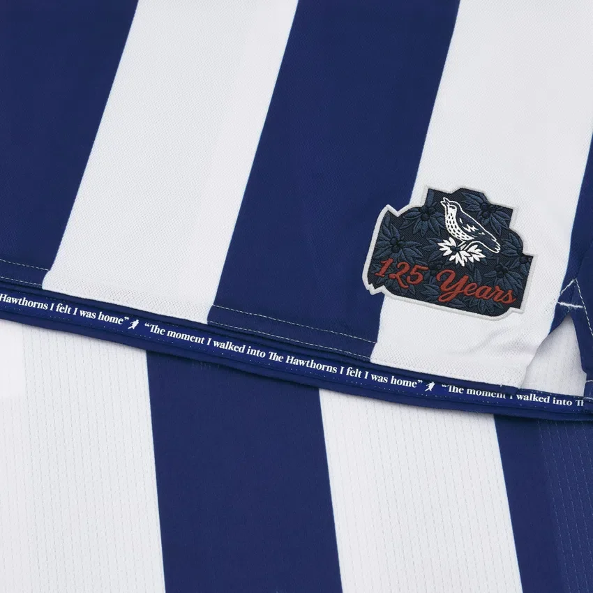 West Bromwich Albion F.C. 2025/26 Thuissportshirt voor volwassenen West Bromwich Albion F.C. 2025/26 Thuissportshirt voor volwassenen